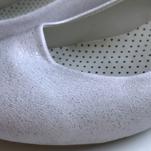 Sparkly white mini heels - Picture 7 of 9